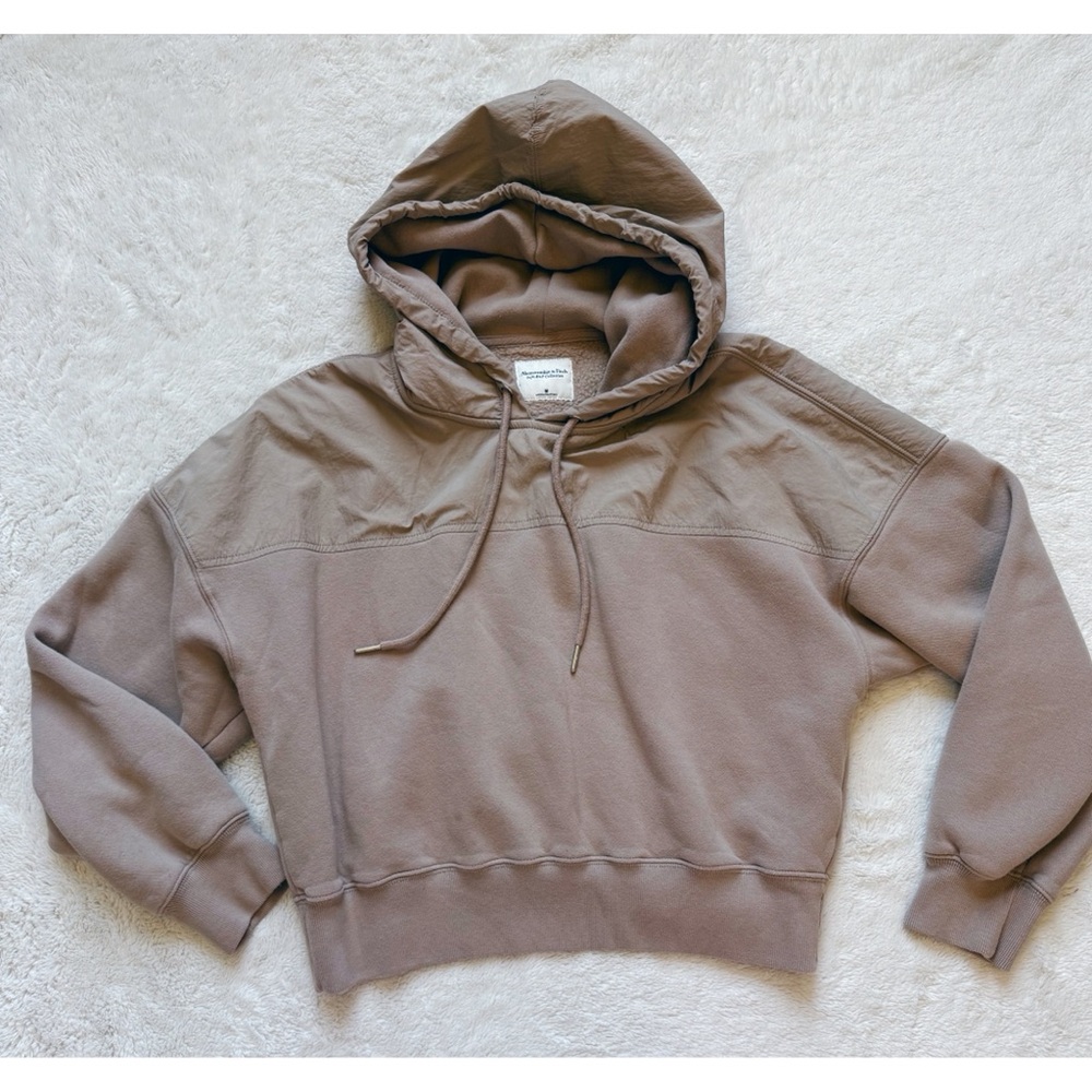 A&F Soft Collection Cropped Hoodie - Picture 5 of 9